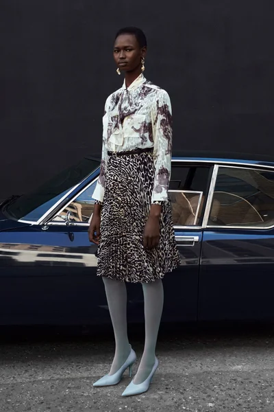 Look 7